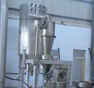 粉碎钛白粉时，影响小蝌蚪视频成年APP的因素有哪些？